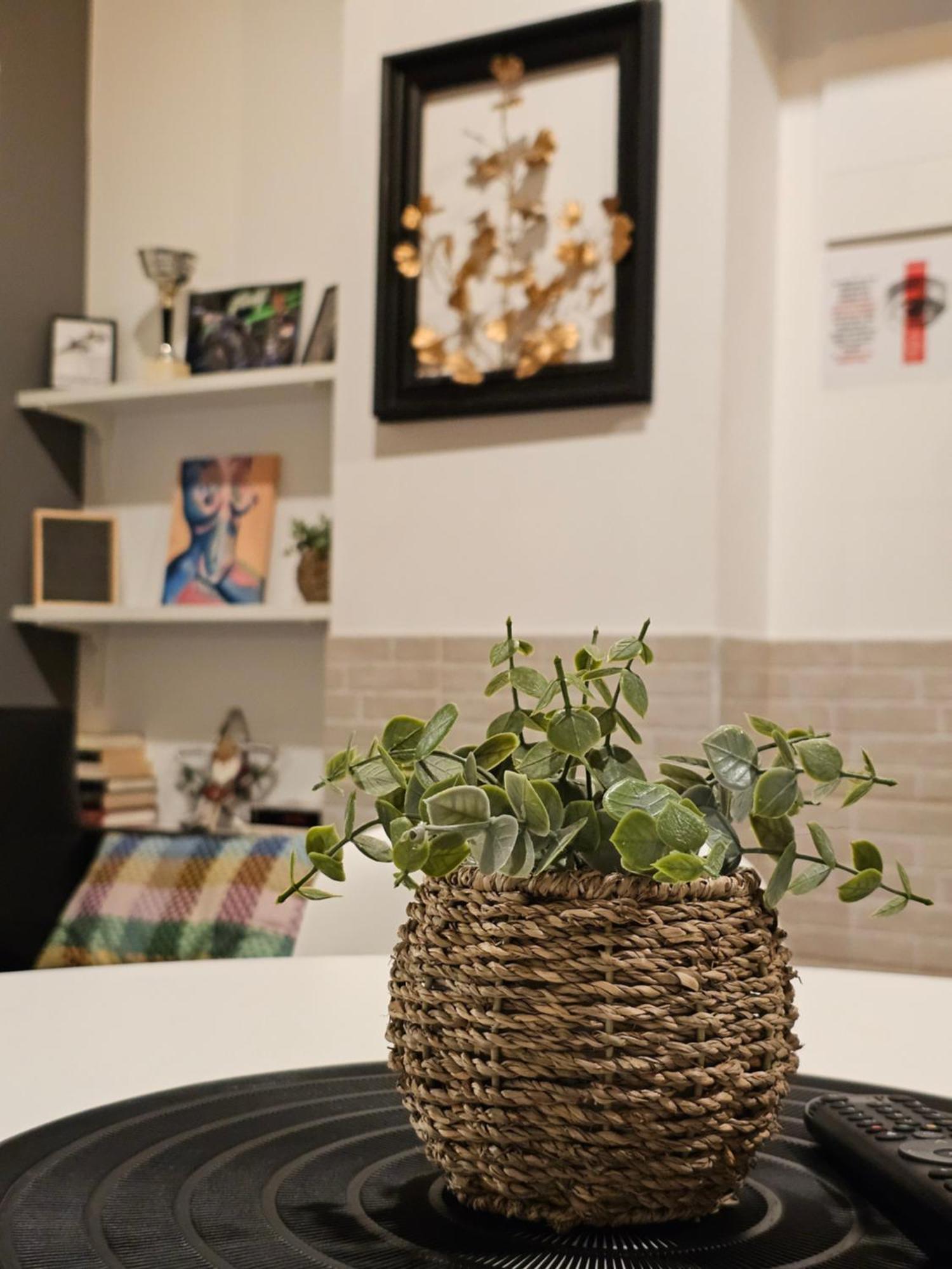 ולנסיה Hlius Brand New Apartments מראה חיצוני תמונה